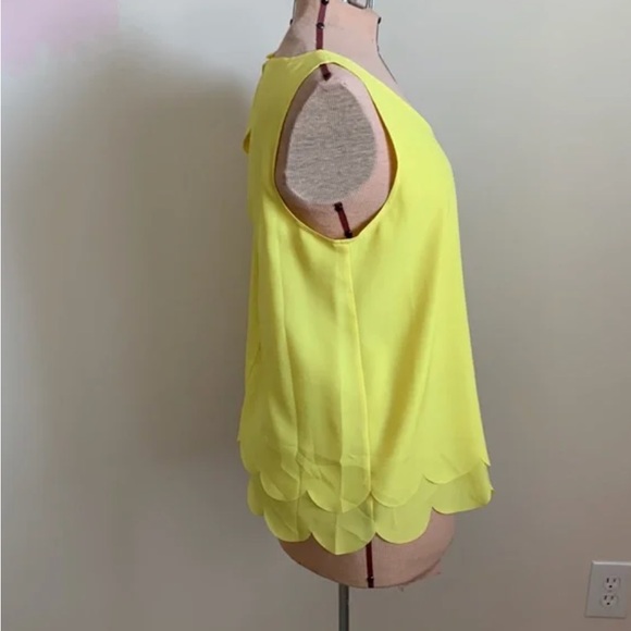 Maison Jules Shirt Womens XL Yellow Lightweight Scallop Tank Top - Picture 2 of 5